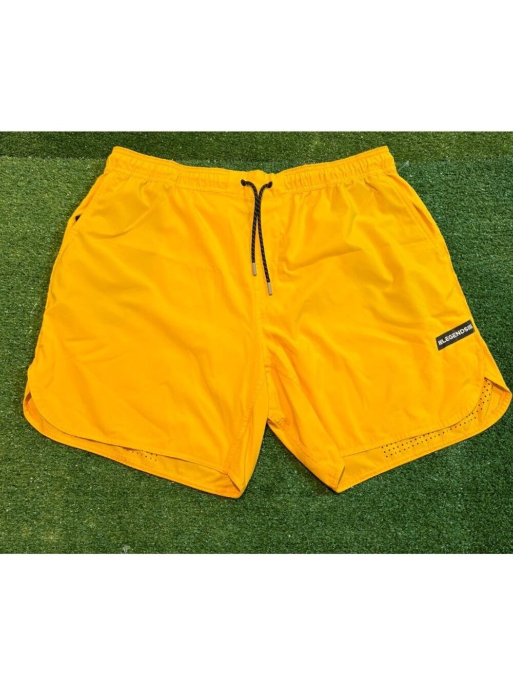 Legends Luka shorts mens 2XL yellow lightweight breathable 4 way stretch pockets